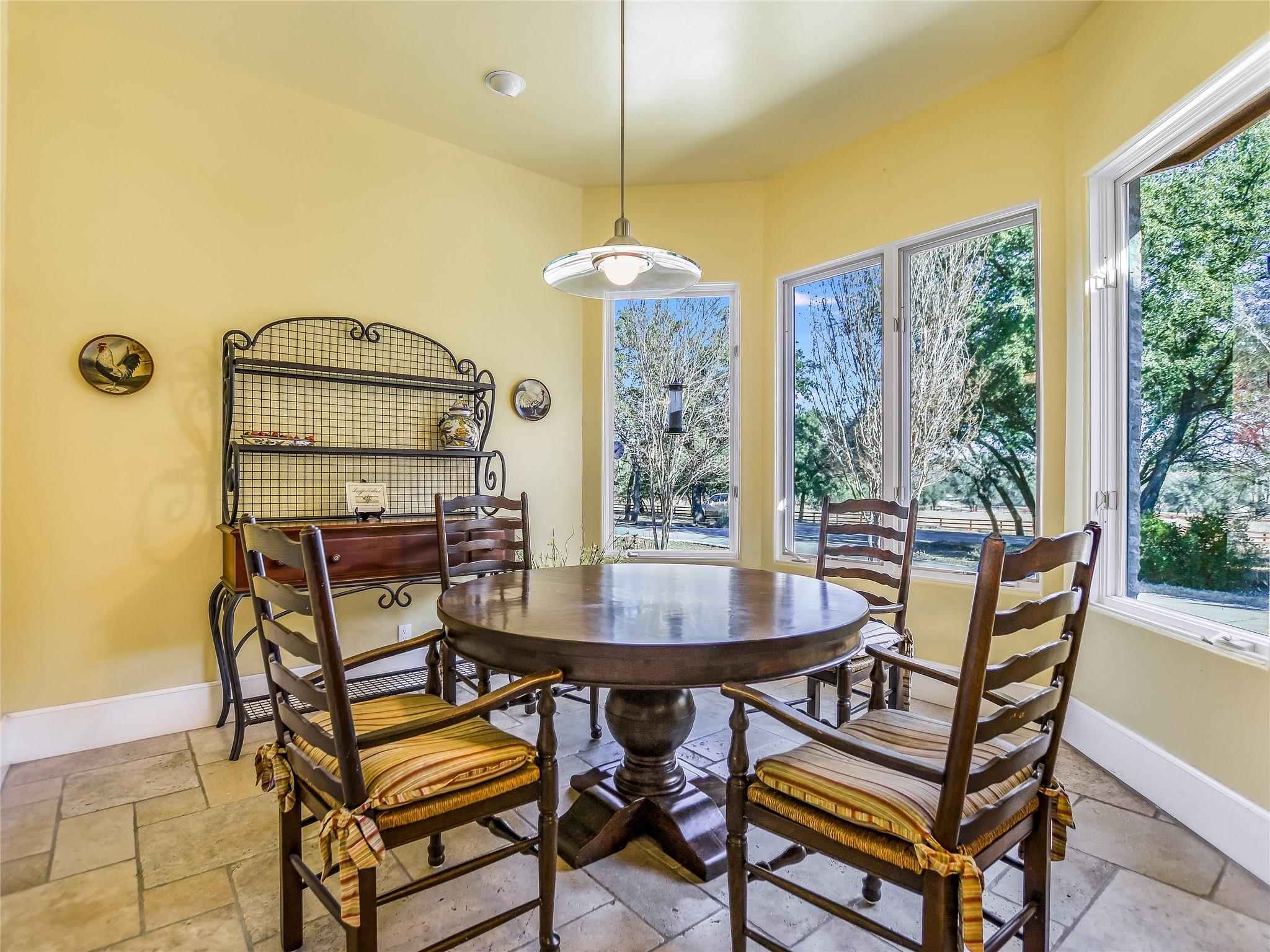 25909  Hamilton Pool Rd photo 6