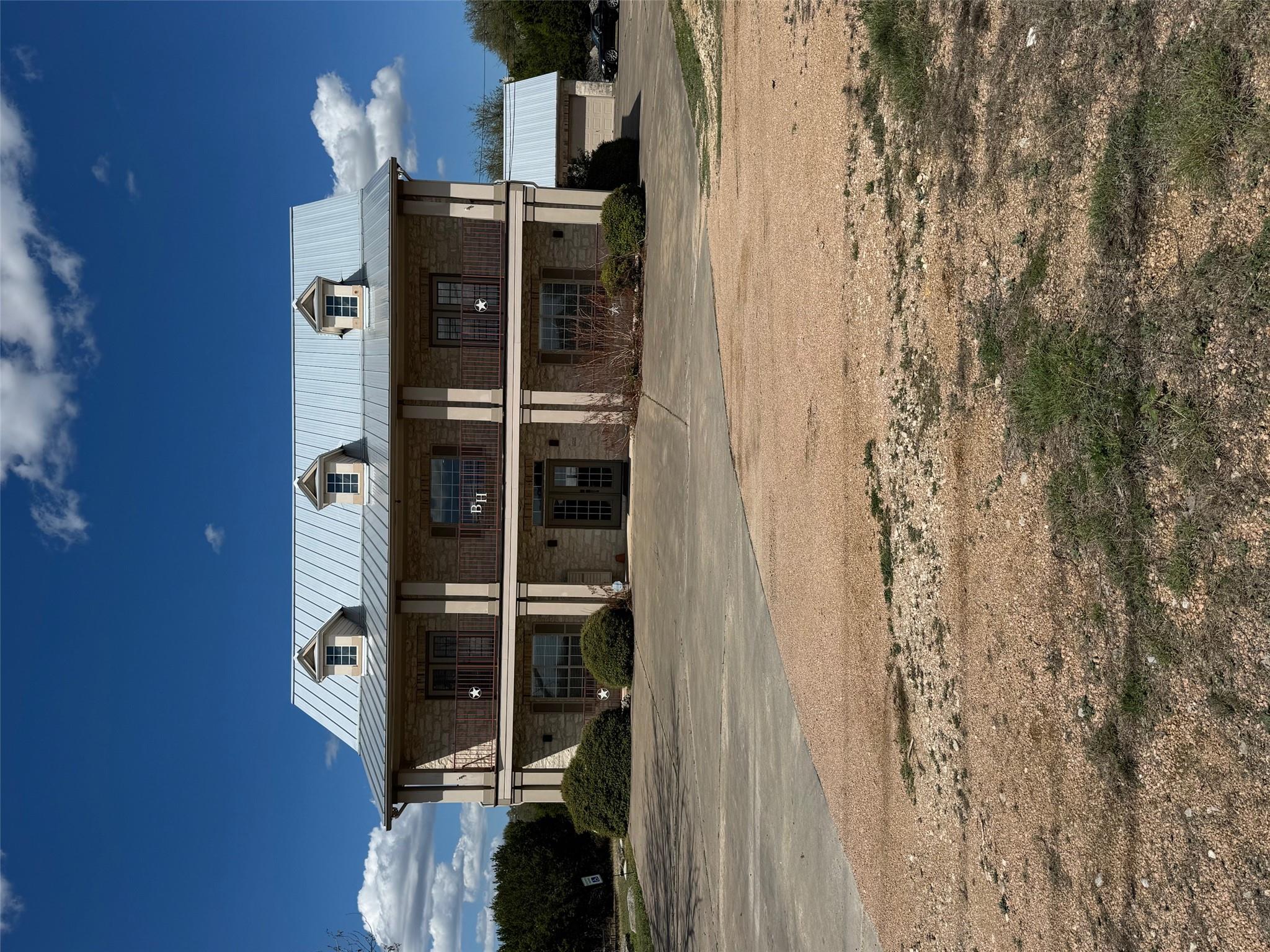 10200 Highway 290 Hwy W photo 3