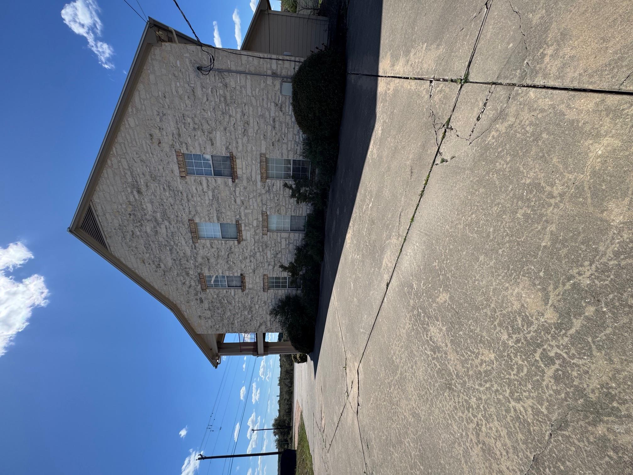 10200 Highway 290 Hwy W photo 2