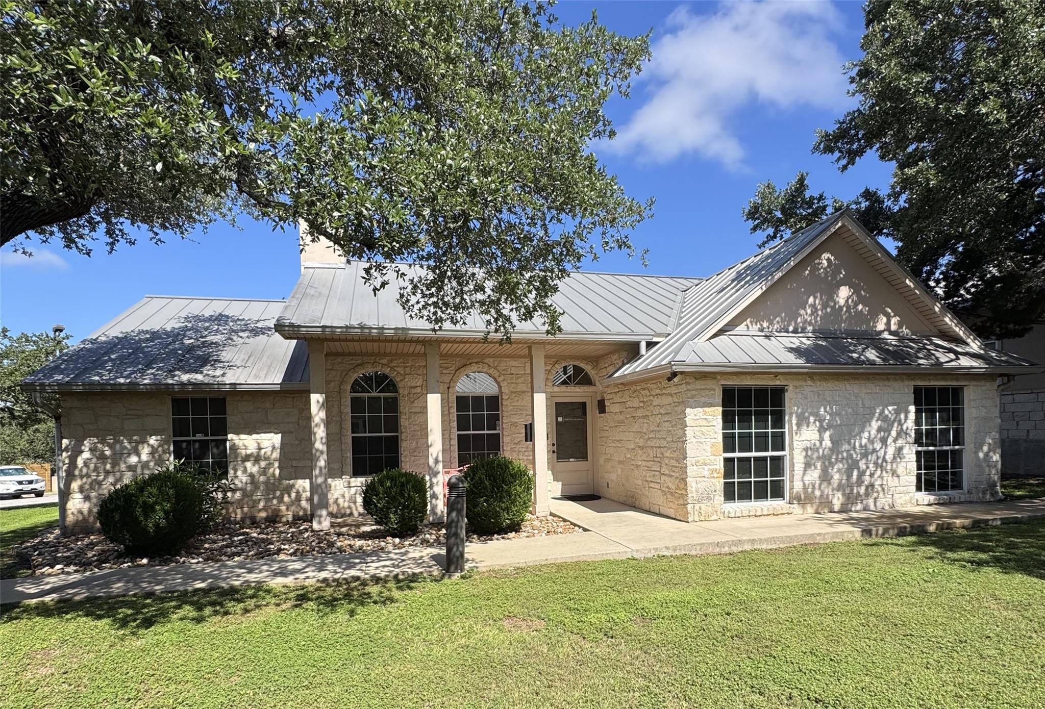 2440  E HWY 290 None  #B in Dripping Springs, Texas
