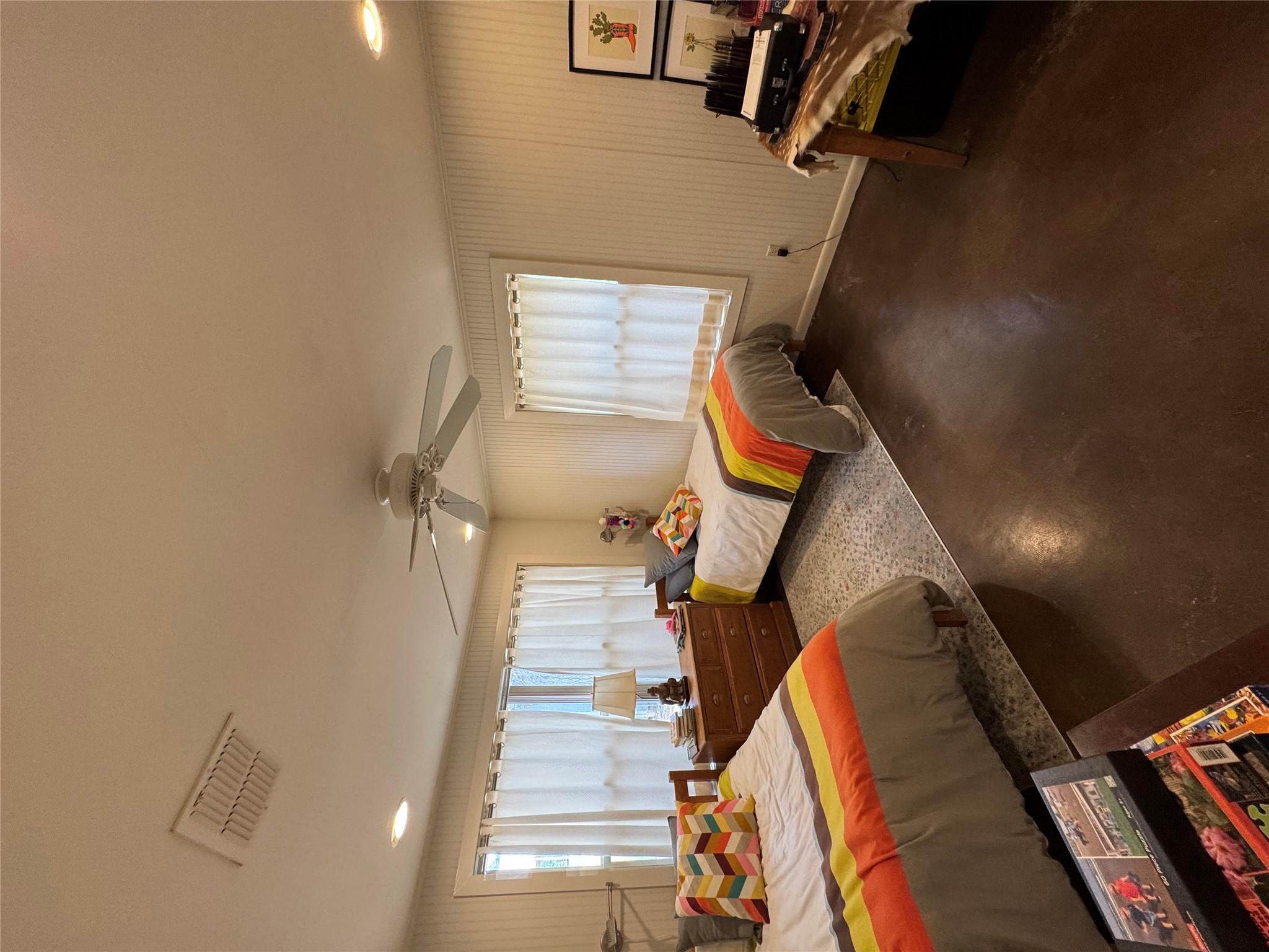 12501  Fitzhugh Rd photo 19