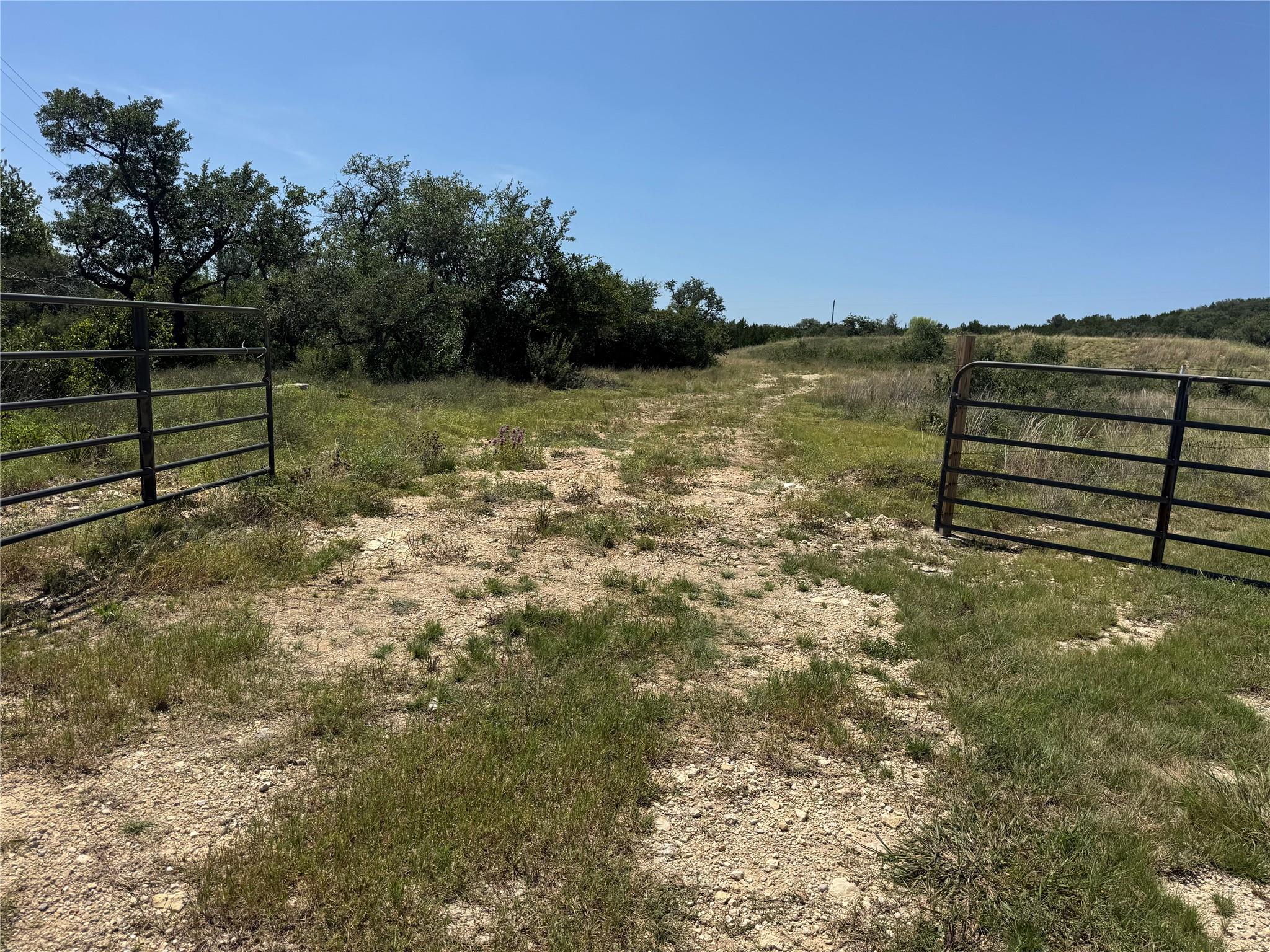 000  W US 290 None photo 2