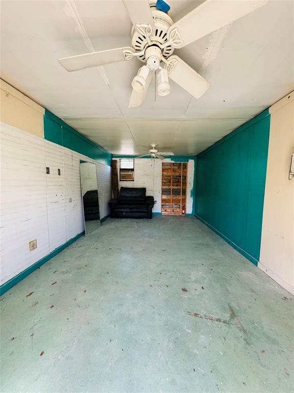 560 Longview Rd photo 8