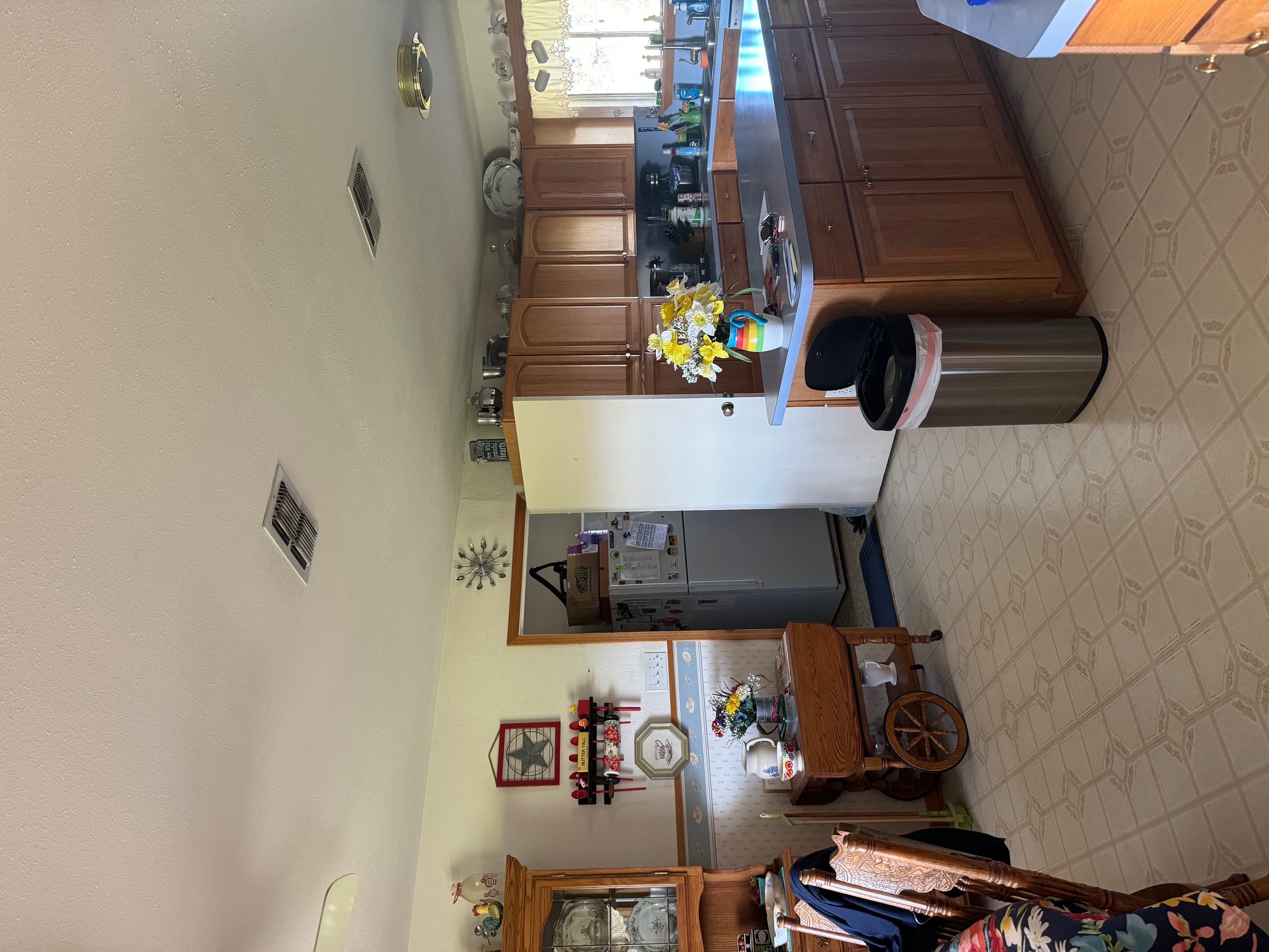 110 McGregor Ln photo 4